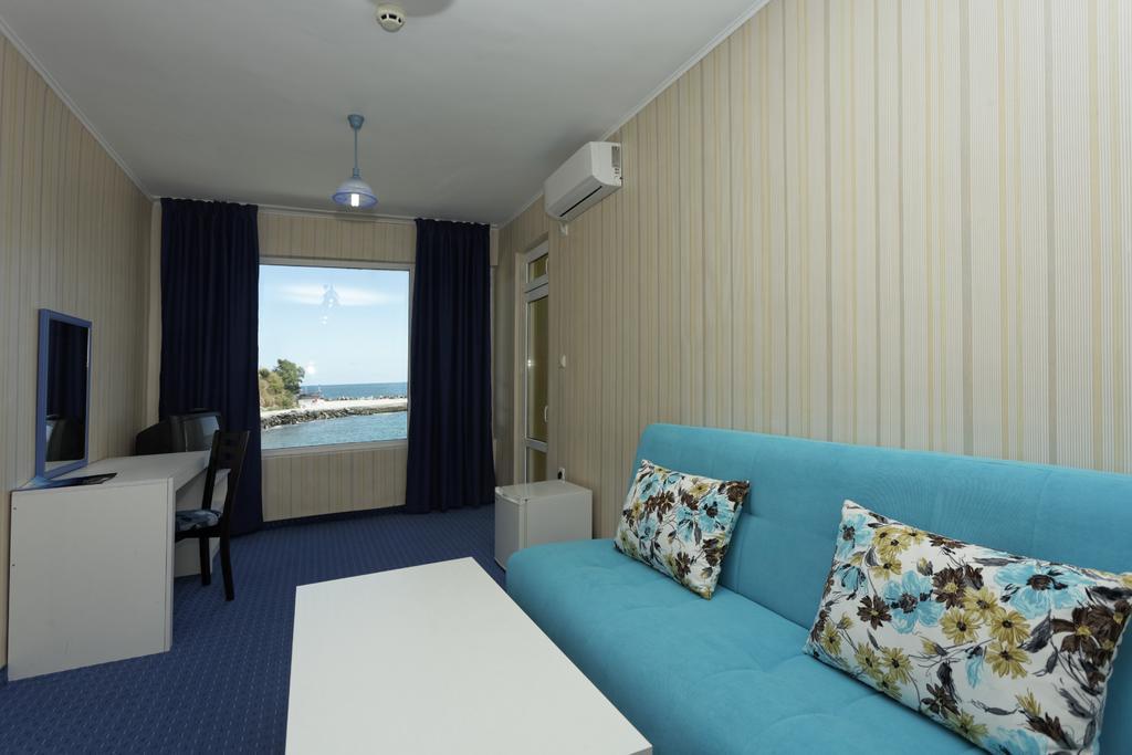 Hotel Marina Kiten  Bilik gambar