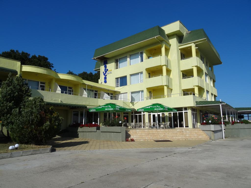 Hotel Marina Kiten  Luaran gambar
